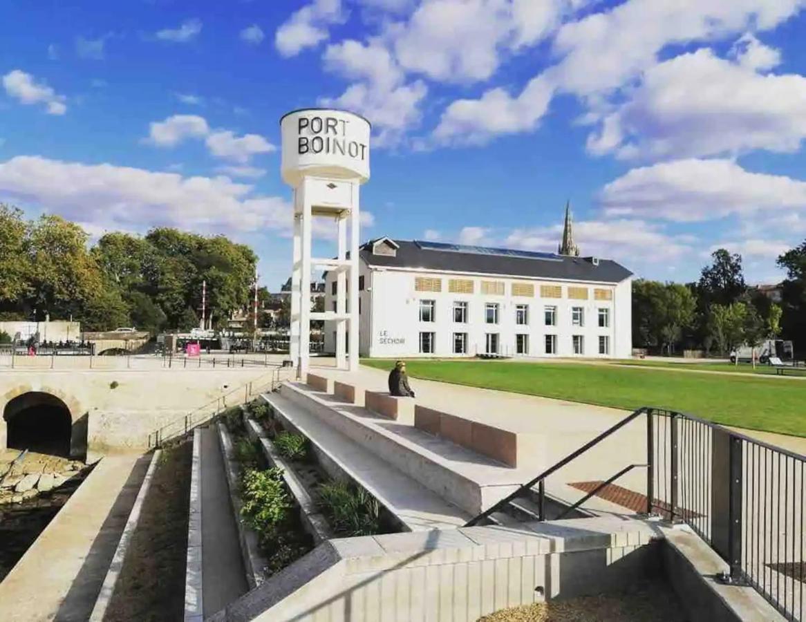 Apartament Le Jardin Niortais - Hyper Centre- Proche Gare - Paisible - Grand Jardin Prive, Wifi Hd -Netflix Zewnętrze zdjęcie